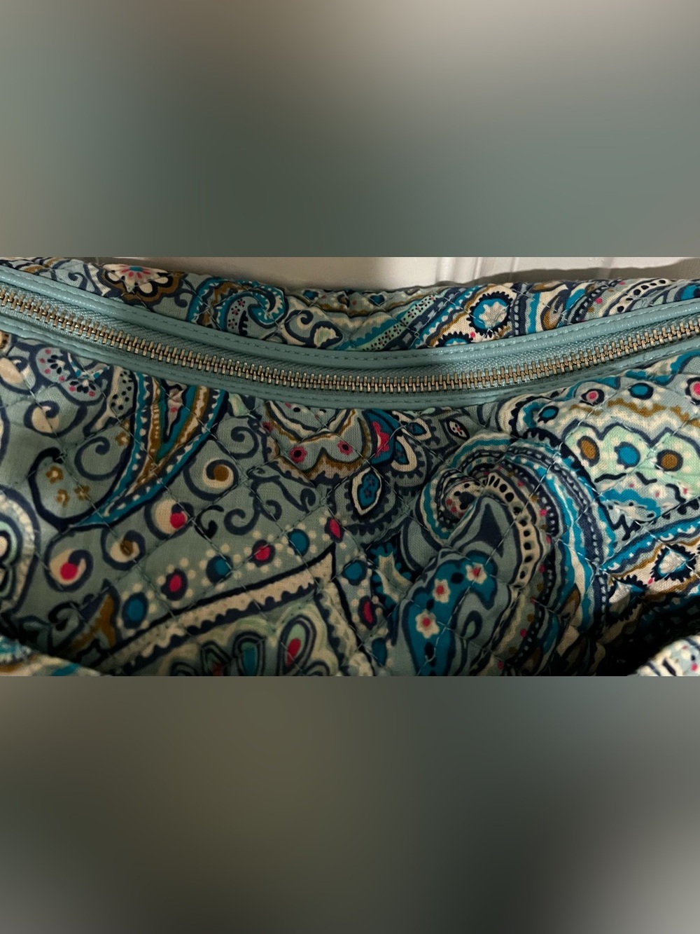 Vera Bradley Carson Shoulder Bag Quilted Daisy Dot Paisley (Retired) Blue Pink - Picture 6 of 16